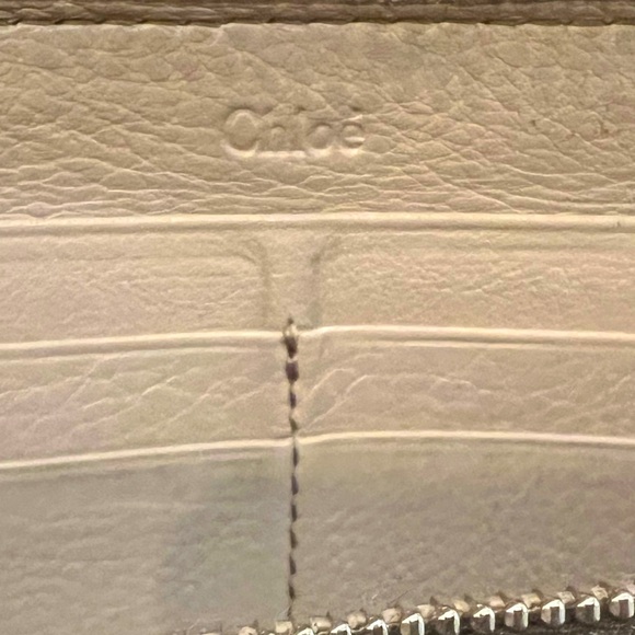 Chloé Beige Leather Zip-Around Wallet preloved - Picture 12 of 16